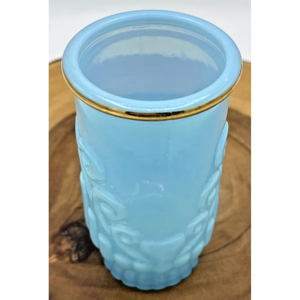 Avon this vintage